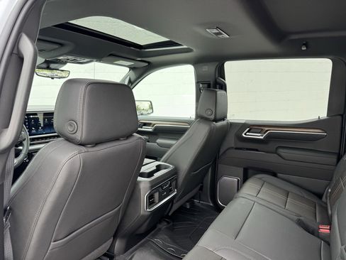 New 2026 Chevrolet Silverado 1500 High Country image 24