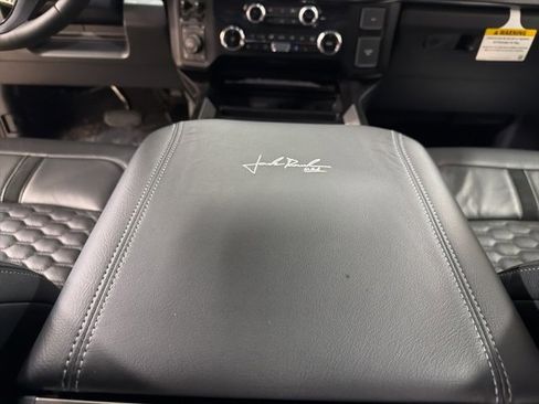 New 2026 Ford F350 Lariat w/ Black Appearance Package image 34