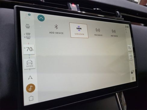 New 2025 Land Rover Range Rover Velar Dynamic SE image 34