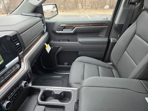 New 2026 GMC Sierra 1500 Elevation w/ Elevation Premium Package image 10