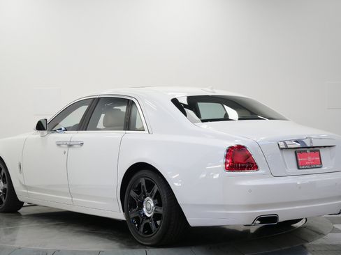 Used 2013 Rolls-Royce Ghost RWD image 7