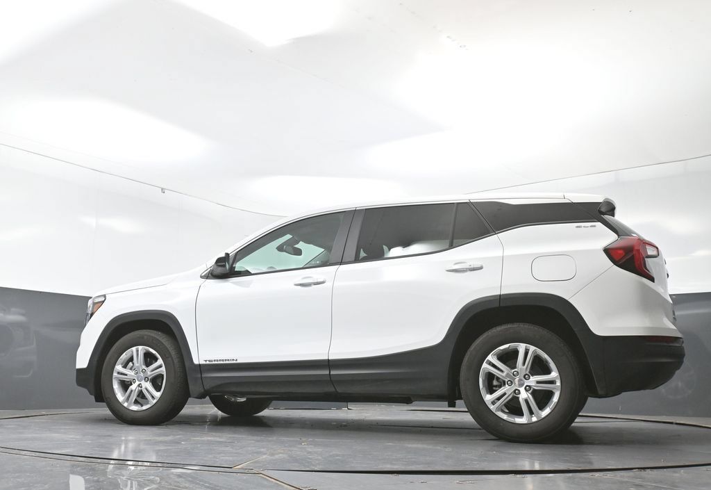 Used 2024 GMC Terrain SLE FWD image 53