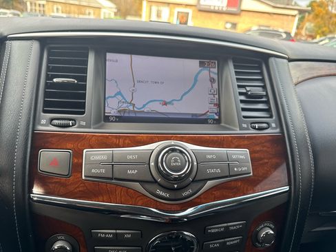 Used 2015 INFINITI QX80 4WD w/ Deluxe Technology Package image 21