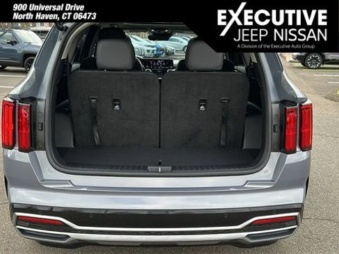 Used 2023 Kia Sorento SX image 28