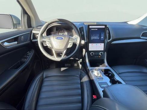 Certified 2024 Ford Edge SEL w/ Convenience Package AWD/4WD image 11