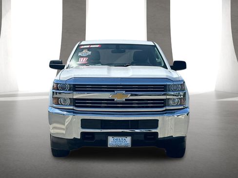 Used 2015 Chevrolet Silverado 2500 W/T AWD/4WD image 9