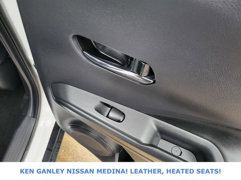 Used 2019 Nissan Kicks SR w/ SR Premium Package image 46