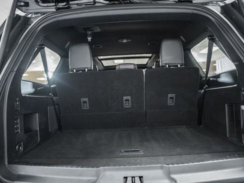 Used 2022 Ford Expedition Max Limited image 25