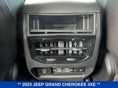 Used 2023 Jeep Grand Cherokee 4WD 4xe image 28
