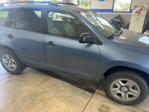 Used 2010 Toyota RAV4 4WD w/ Base L4 Extra Value Pkg image 8