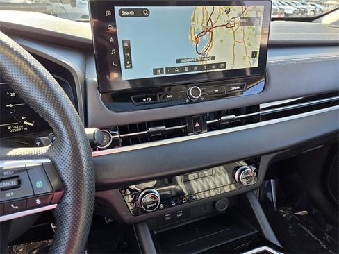 Used 2025 Mitsubishi Outlander SEL image 24