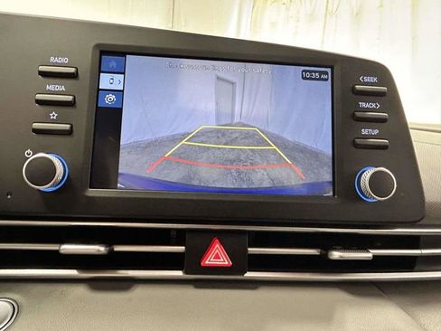 Certified 2025 Hyundai Elantra Sport FWD image 15