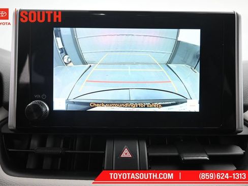 Used 2025 Toyota RAV4 XLE w/ Convenience Package AWD/4WD image 18