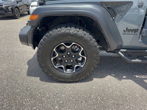 Used 2024 Jeep Wrangler Unlimited Sport AWD/4WD image 33