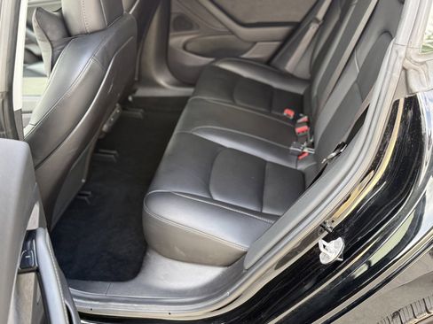 Used 2019 Tesla Model 3 Mid Range image 23