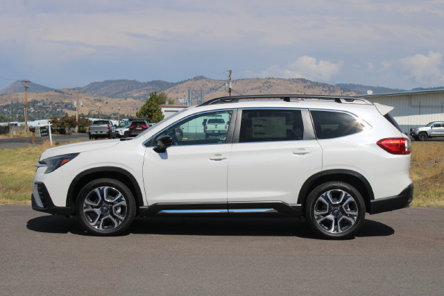 New 2026 Subaru Ascent Limited w/ Popular Package #2 AWD/4WD image 3