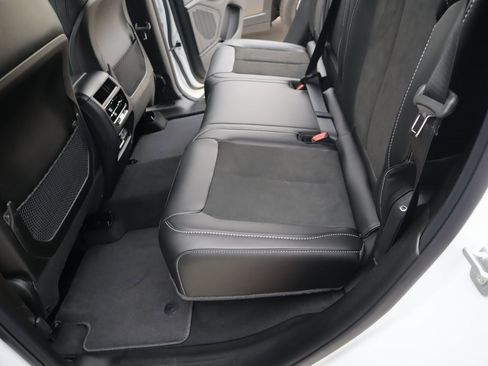 New 2025 Jeep Grand Cherokee Altitude image 12