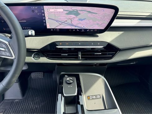 New 2026 Buick Enclave Sport Touring w/ Power Package AWD/4WD image 13