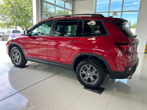 Used 2024 Honda Passport TrailSport image 11