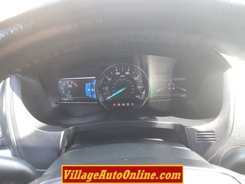 Used 2018 Ford Explorer Sport AWD/4WD image 38