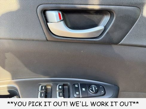 Used 2018 Kia Optima S w/ Panoramic Sunroof Package FWD image 11