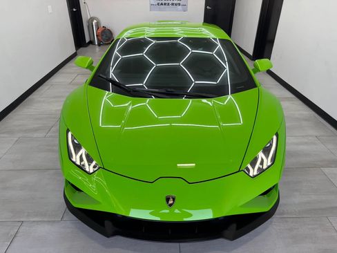 Used 2022 Lamborghini Huracan EVO RWD image 20