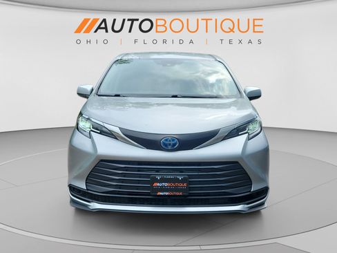 Used 2021 Toyota Sienna LE FWD image 8