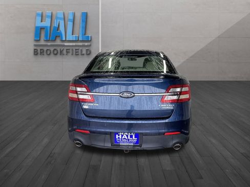 Used 2017 Ford Taurus Limited image 4