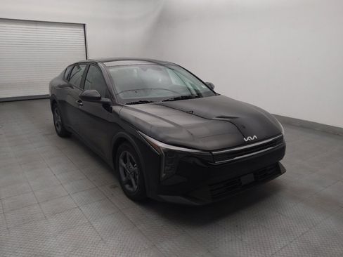 Used 2025 Kia K4 FWD image 13