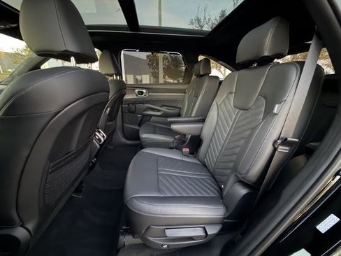 Used 2025 Kia Sorento SX Prestige image 26