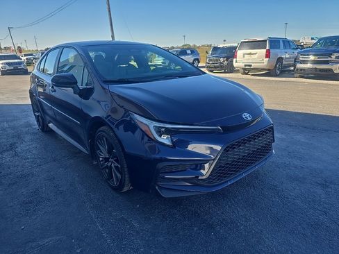 Used 2024 Toyota Corolla SE image 9