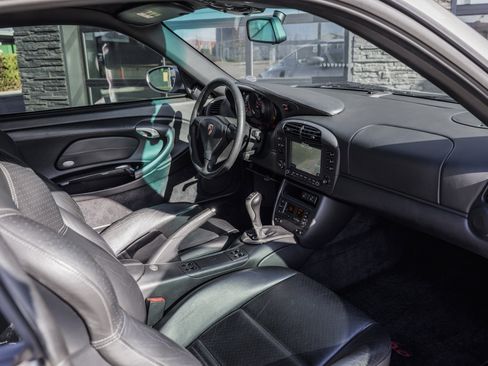Used 2001 Porsche 911 Turbo image 26