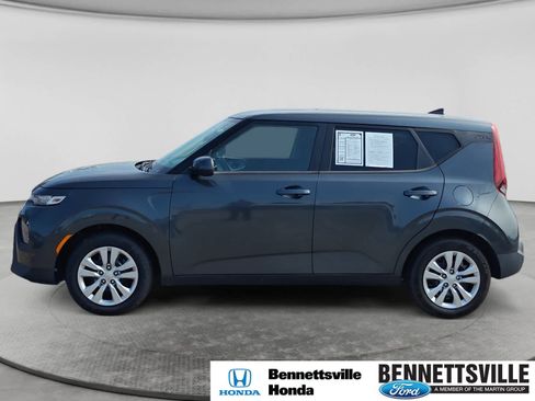 Used 2022 Kia Soul LX FWD image 8