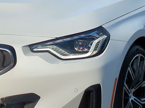 Certified 2023 BMW 230i 230i w/ Premium Package image 6