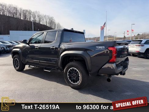 Used 2024 Toyota Tacoma TRD Off-Road image 7