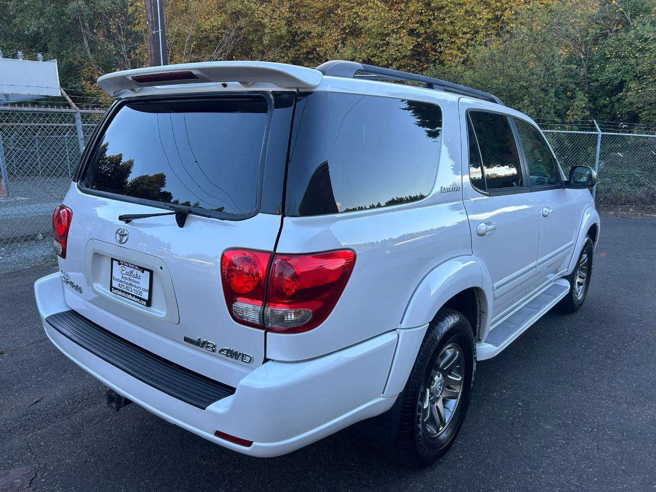Used 2007 Toyota Sequoia Limited AWD/4WD image 5