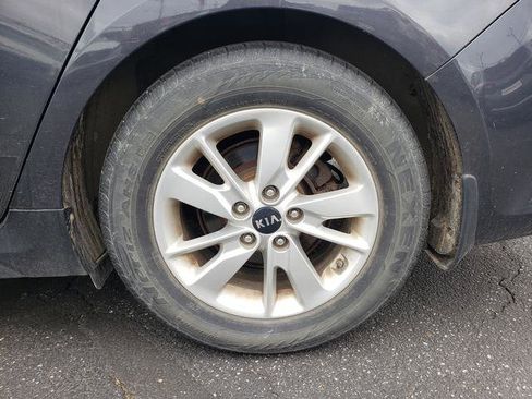 Used 2017 Kia Optima LX FWD image 27