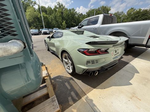 Used 2024 Chevrolet Corvette E-Ray w/ ZER Performance Package AWD/4WD image 9