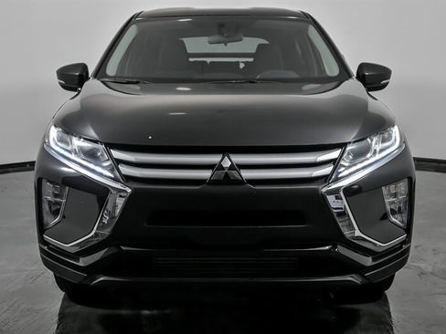 Used 2020 Mitsubishi Eclipse Cross ES image 4