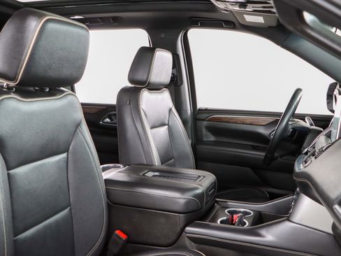 Used 2023 Chevrolet Tahoe Premier w/ Texas Edition image 31