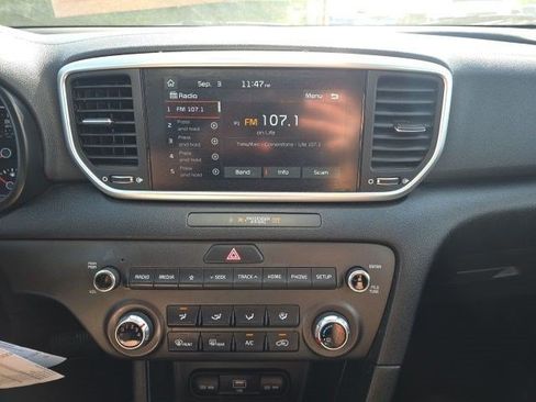 Used 2020 Kia Sportage LX AWD/4WD image 19