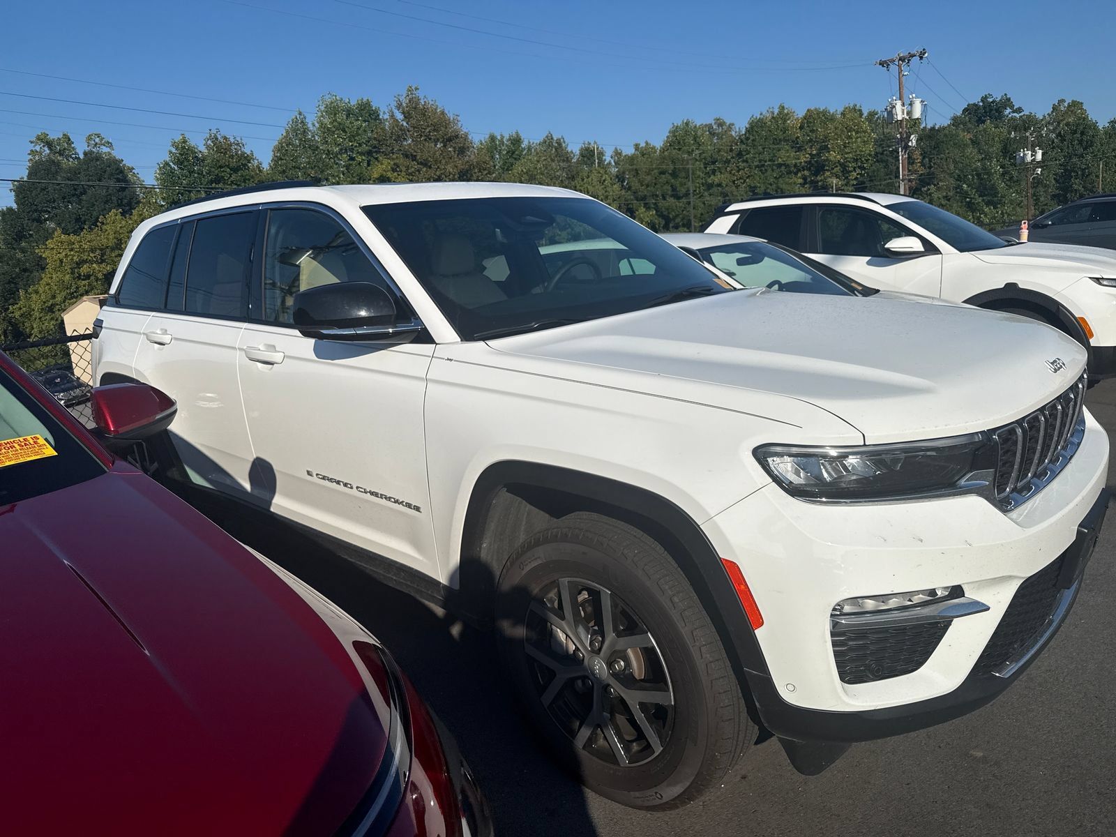 Used 2025 Jeep Grand Cherokee Limited w/ Luxury Tech Group II AWD/4WD image 7
