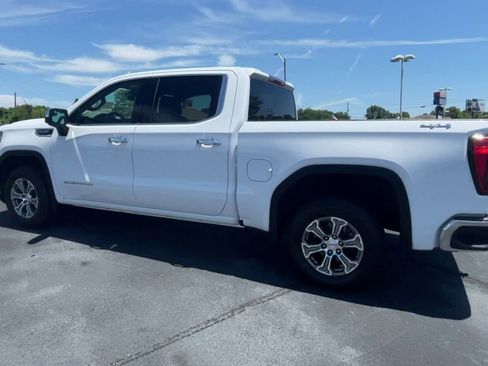 Used 2024 GMC Sierra 1500 SLT AWD/4WD image 6