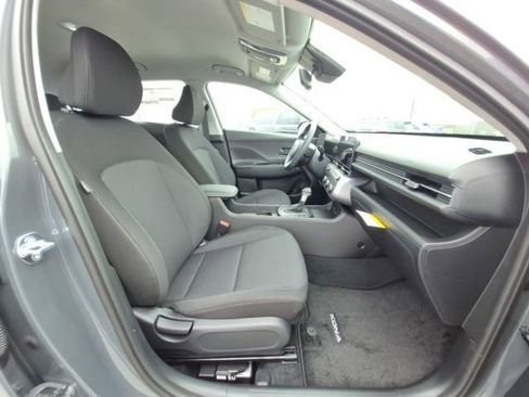 New 2026 Hyundai Kona SE image 15