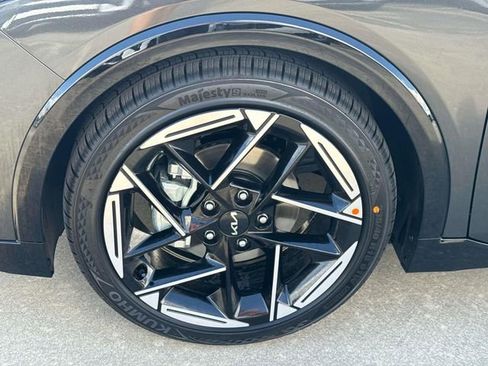New 2026 Kia K4 GT-Line image 4