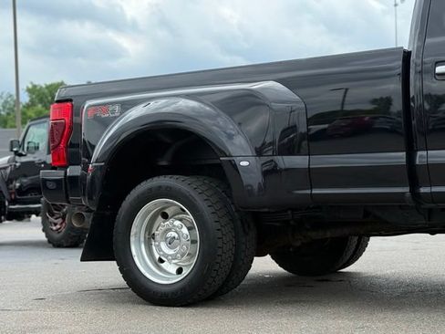 Used 2021 Ford F450 Limited w/ FX4 Off-Road Package AWD/4WD image 47