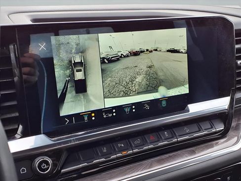 Used 2025 Chevrolet Silverado 2500 LTZ w/ LTZ Premium Package image 12