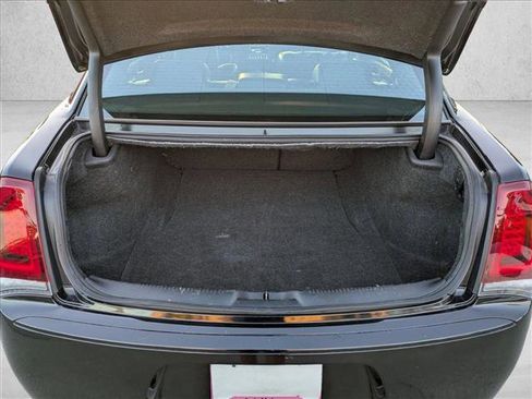 Used 2019 Chrysler 300 S image 6