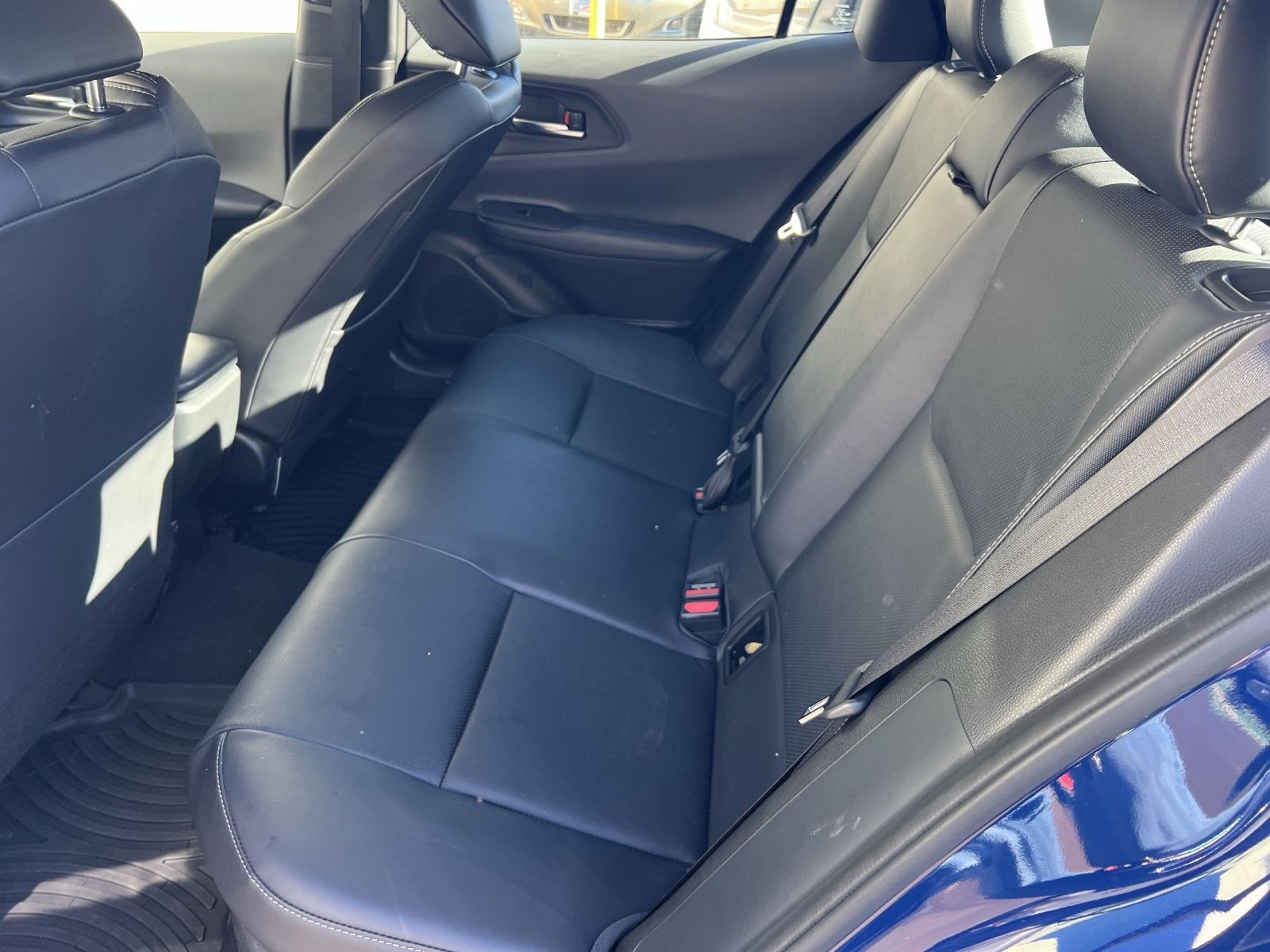 Used 2025 Toyota Prius XLE AWD/4WD image 25