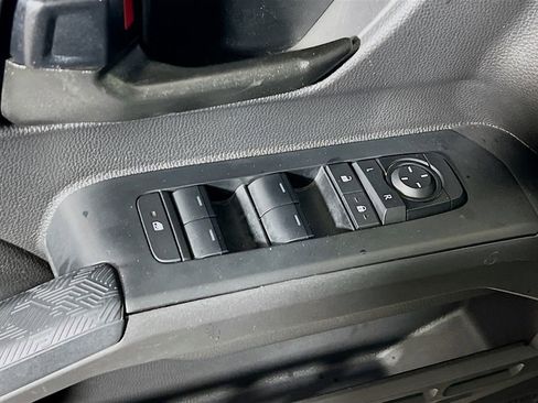 Certified 2024 Toyota Tacoma SR5 image 16